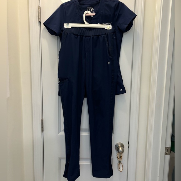 Barco One Navy Blue Coolsculpting Scrubs XS - Picture 6 of 6